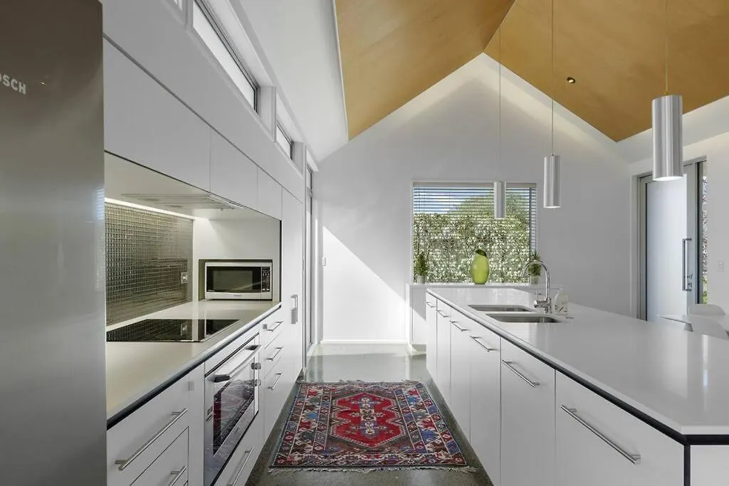 כרייסטצ'רץ' Hawkesbury Executive Home
